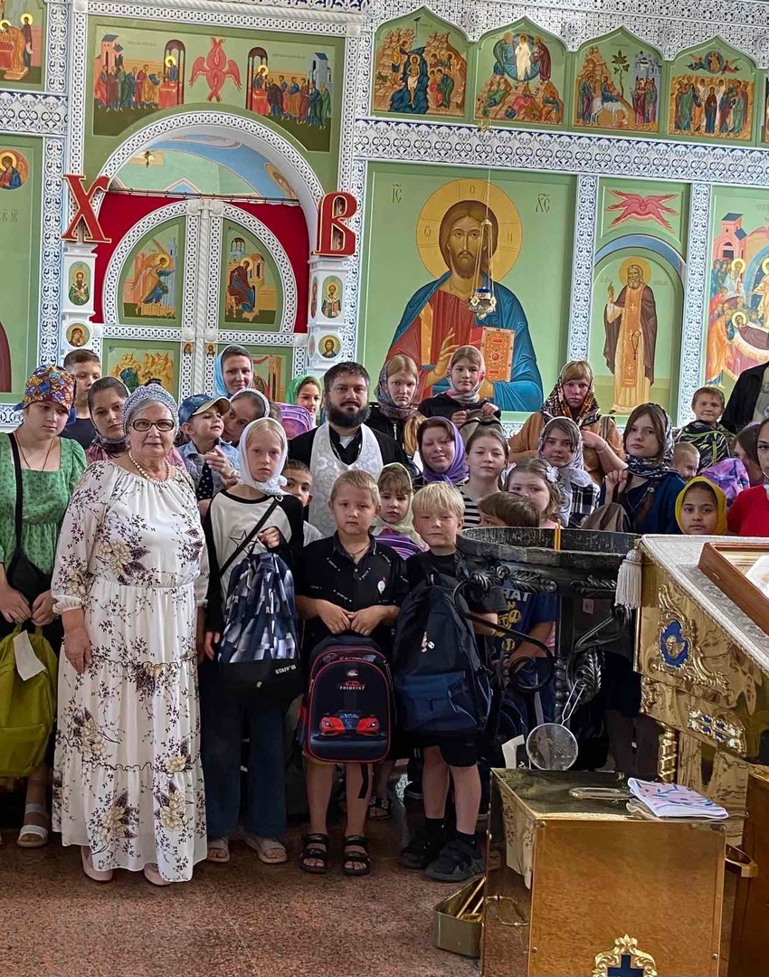 Благотворительная акция «Соберём ребёнка в школу»!